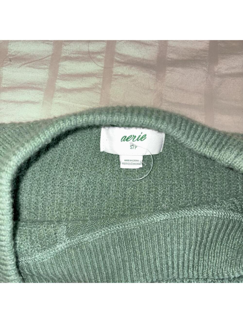 Aerie Cozy Ribbed Knit Crewneck Sweater RN: 54485 In Green, Woman’s Size Small - Picture 3 of 7